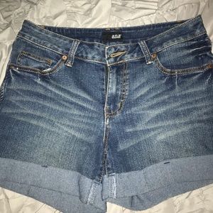 a.n.a jean shorts
